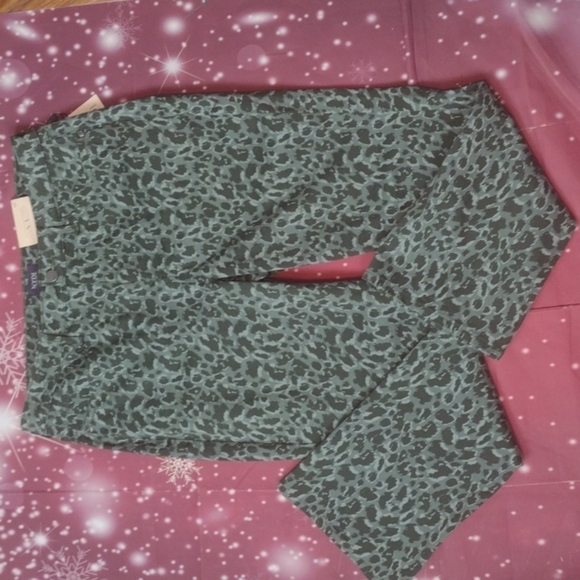 NYDJ slim boot cut olive cat jeans size 10 - Picture 1 of 5